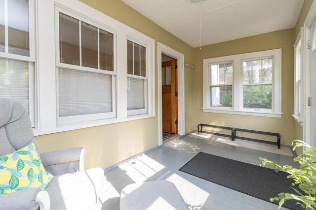 912 30th Avenue S, Minneapolis, MN 55406
