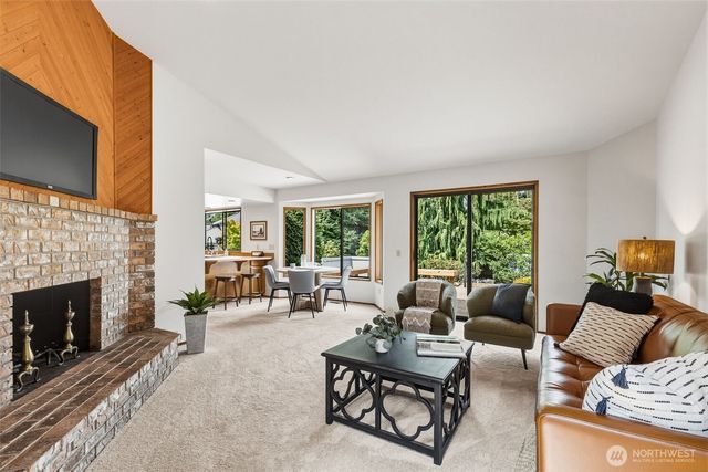 16726 70th Place W, Lynnwood, WA 98037