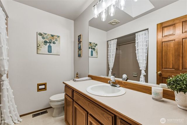 16726 70th Place W, Lynnwood, WA 98037