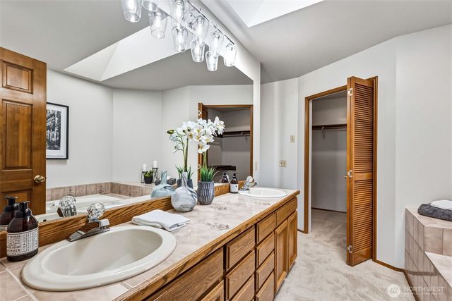 16726 70th Place W, Lynnwood, WA 98037
