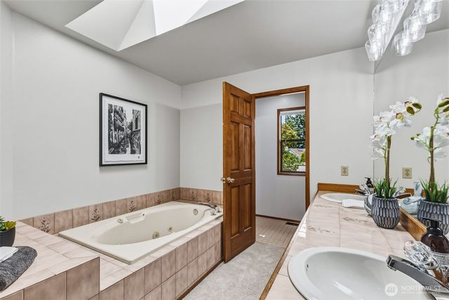 16726 70th Place W, Lynnwood, WA 98037
