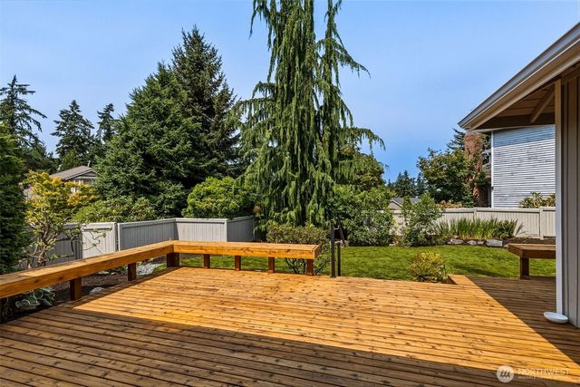 16726 70th Place W, Lynnwood, WA 98037