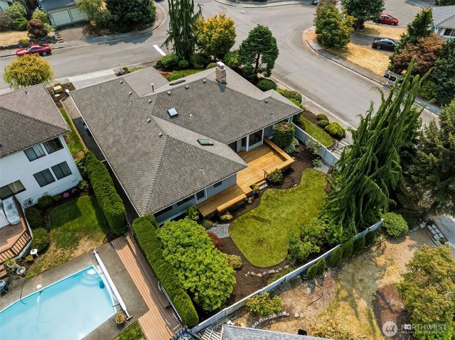 16726 70th Place W, Lynnwood, WA 98037