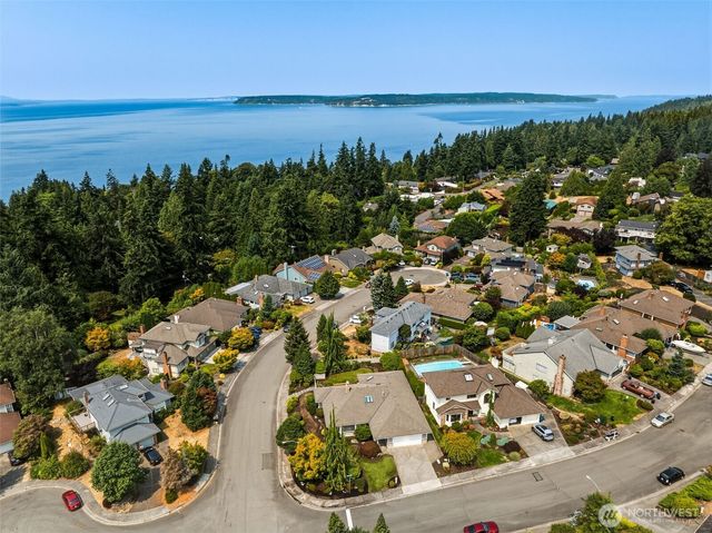 16726 70th Place W, Lynnwood, WA 98037