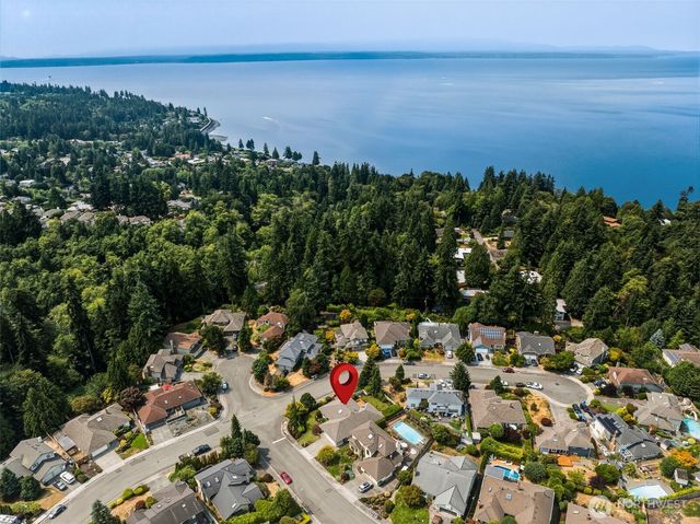 16726 70th Place W, Lynnwood, WA 98037