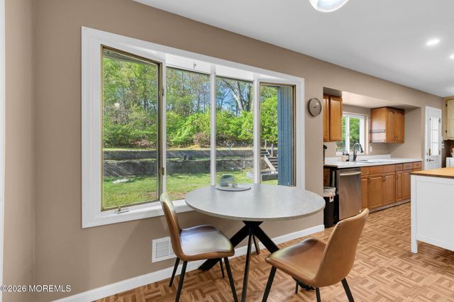 43 Redwood Place, Jackson, NJ 08527