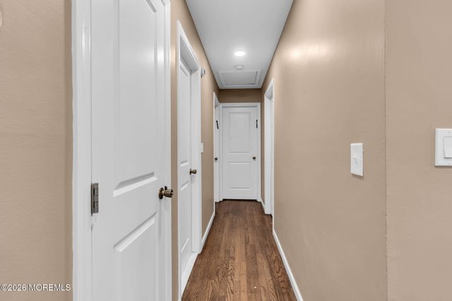 43 Redwood Place, Jackson, NJ 08527