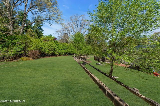43 Redwood Place, Jackson, NJ 08527