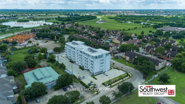 6955 Turtlewood Drive 515, Houston, TX 77072