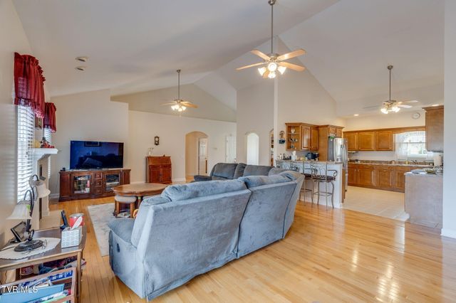 381 Boonesboro Road, Gray, TN 37615