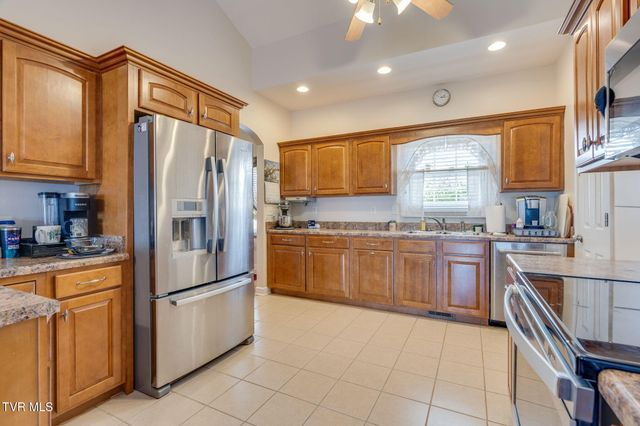 381 Boonesboro Road, Gray, TN 37615