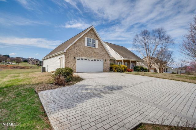 381 Boonesboro Road, Gray, TN 37615