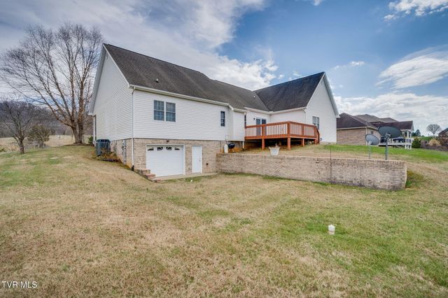 381 Boonesboro Road, Gray, TN 37615