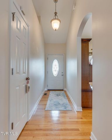 381 Boonesboro Road, Gray, TN 37615