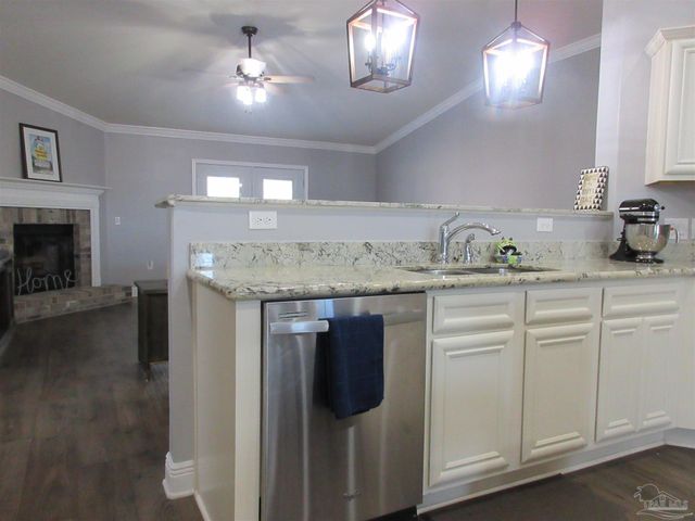 5554 Mill Race Circle, Pace, FL 32571