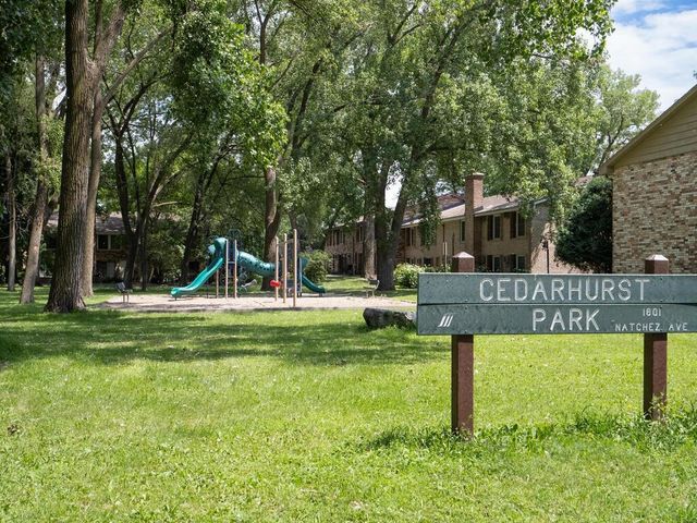 4600 Cedar Lake Road S 6, Saint Louis Park, MN 55416