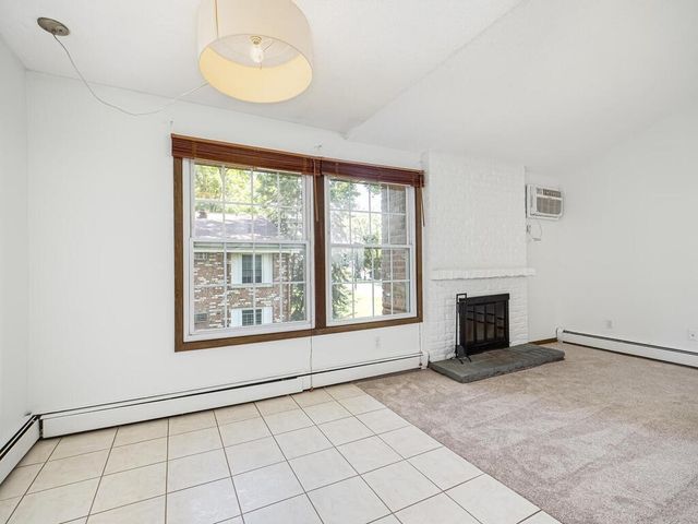 4600 Cedar Lake Road S 6, Saint Louis Park, MN 55416