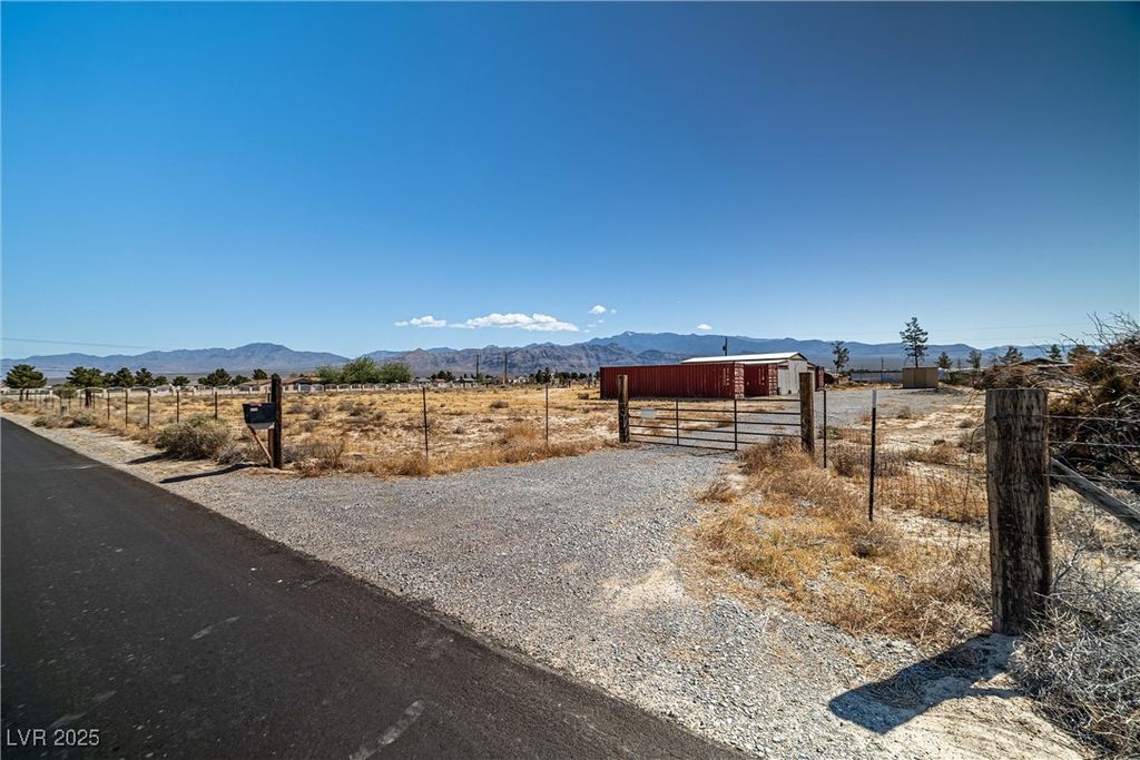5111 Malibou Avenue, Pahrump, NV 89061