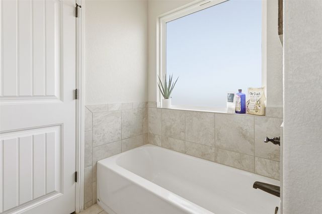 120 Bluebonnett, Paradise, TX 76073