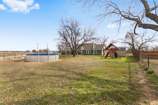 120 Bluebonnett, Paradise, TX 76073