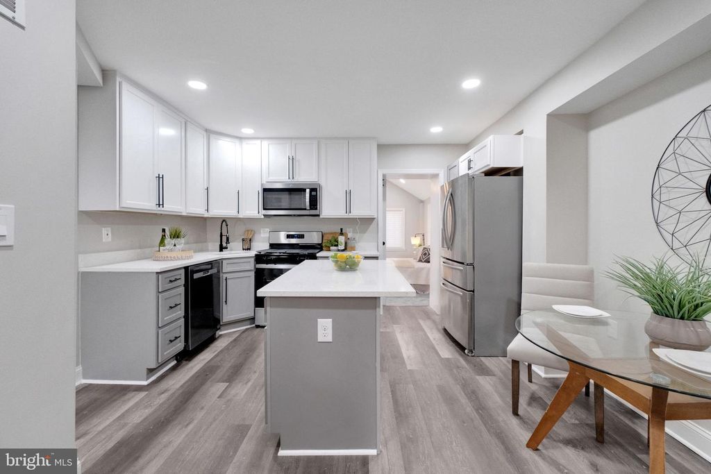 4035 BENNING RD NE, Washington, DC 20019