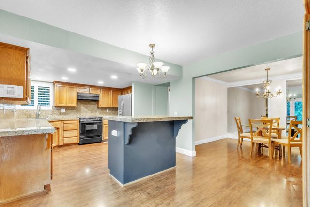 8484 Oakwind Ct, Orangevale, CA 95662