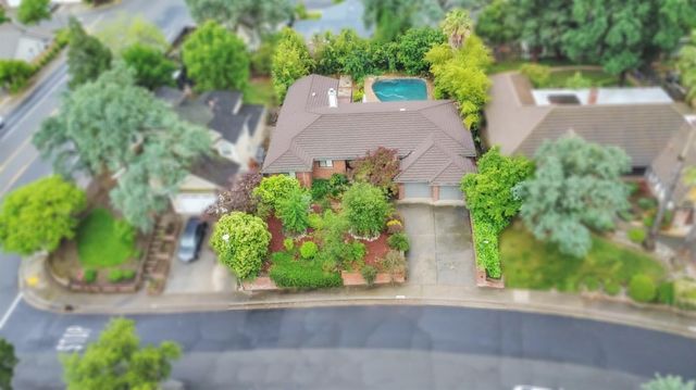 8484 Oakwind Ct, Orangevale, CA 95662