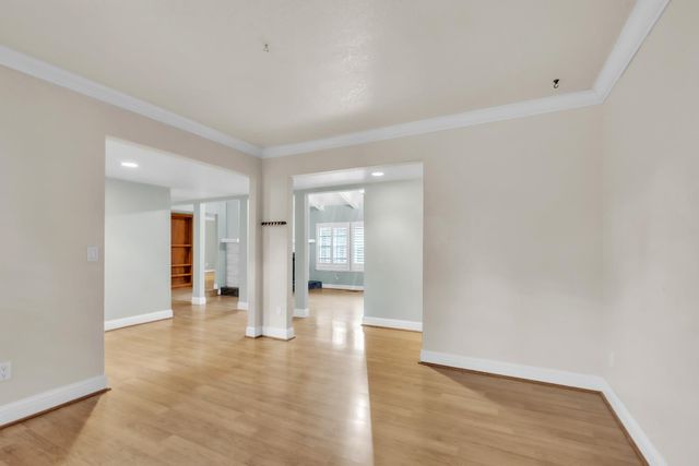 8484 Oakwind Ct, Orangevale, CA 95662