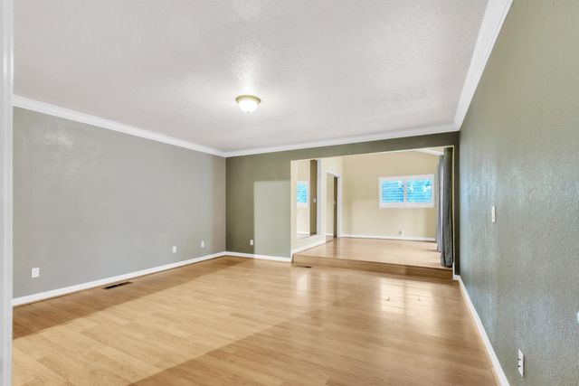 8484 Oakwind Ct, Orangevale, CA 95662