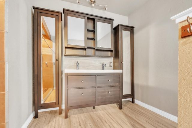 8484 Oakwind Ct, Orangevale, CA 95662