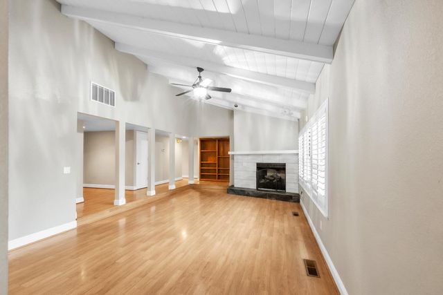 8484 Oakwind Ct, Orangevale, CA 95662