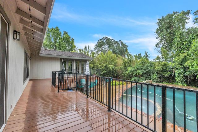 8484 Oakwind Ct, Orangevale, CA 95662