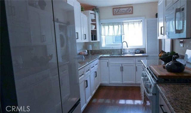 611 N Burris, Compton, CA 90221