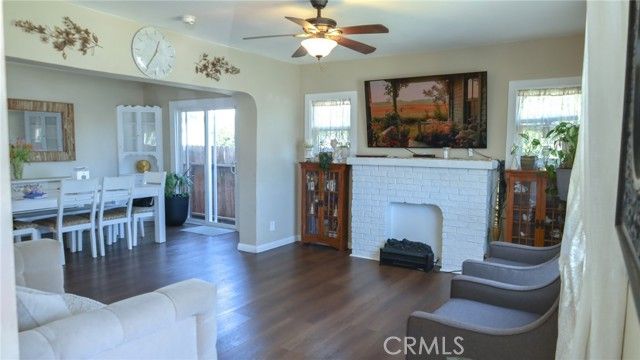 611 N Burris, Compton, CA 90221