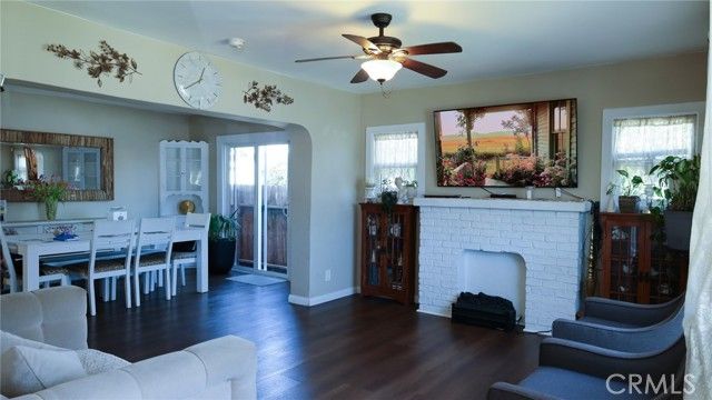 611 N Burris, Compton, CA 90221