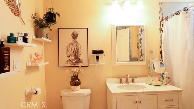 611 N Burris, Compton, CA 90221