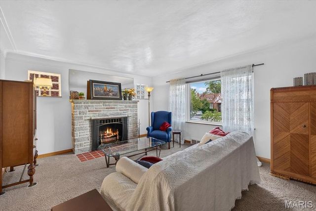 3152 Watson Road, St Louis, MO 63139