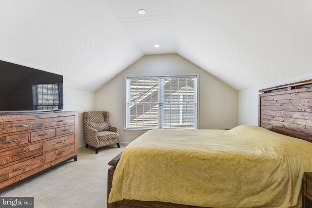 24247 PURPLE FINCH DR, Aldie, VA 20105