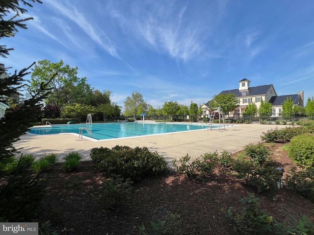 24247 PURPLE FINCH DR, Aldie, VA 20105