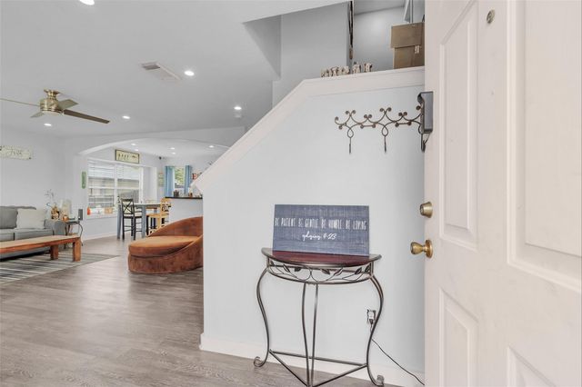 13736 Bighorn Trail, Willis, TX 77378