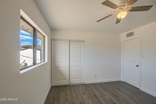 6002 W CATALINA Drive, Phoenix, AZ 85033