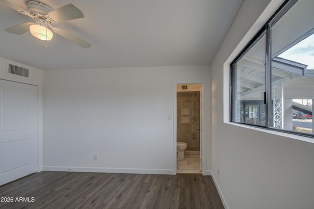 6002 W CATALINA Drive, Phoenix, AZ 85033