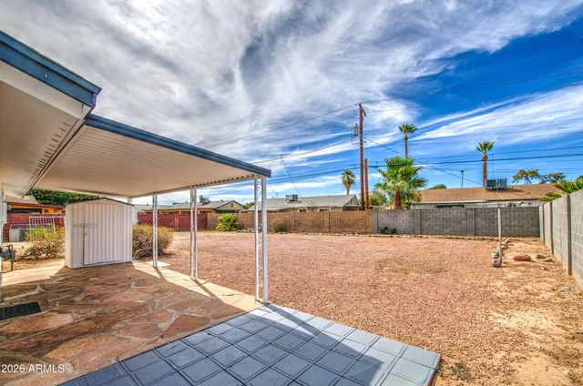 6002 W CATALINA Drive, Phoenix, AZ 85033