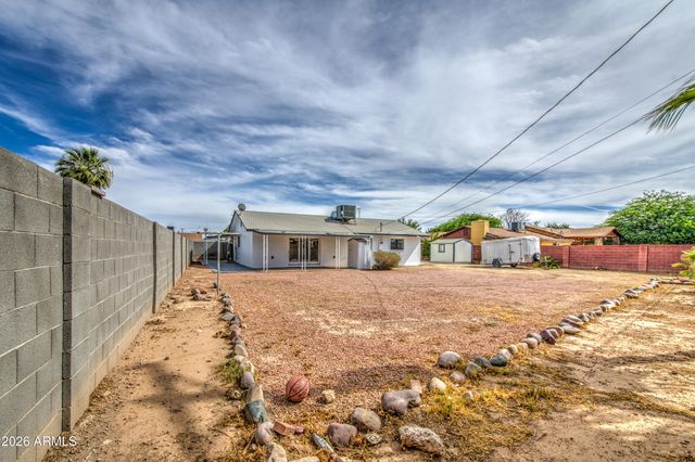 6002 W CATALINA Drive, Phoenix, AZ 85033