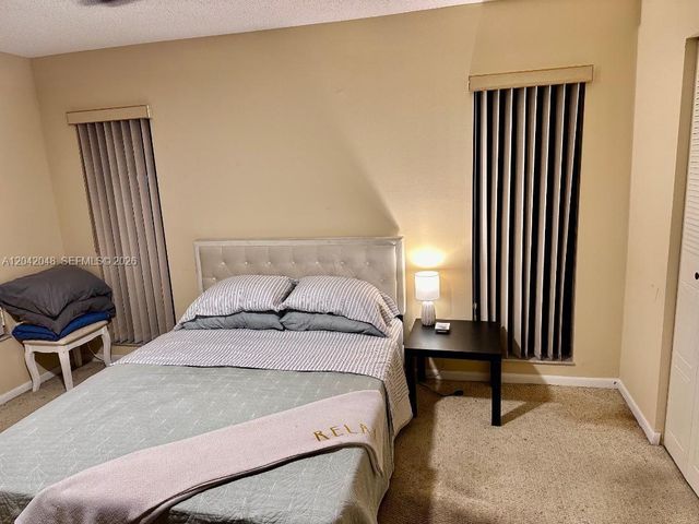 1714 SW 20th Ter, Deerfield Beach, FL 33442