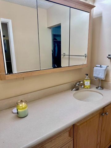 1714 SW 20th Ter, Deerfield Beach, FL 33442