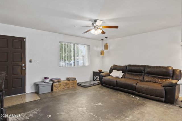 5532 N 68TH Avenue, Glendale, AZ 85303