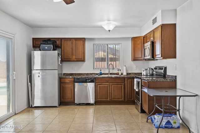5532 N 68TH Avenue, Glendale, AZ 85303