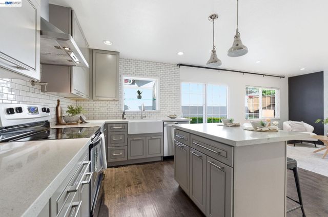 36274 Salisbury Dr, Newark, CA 94560