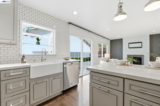 36274 Salisbury Dr, Newark, CA 94560